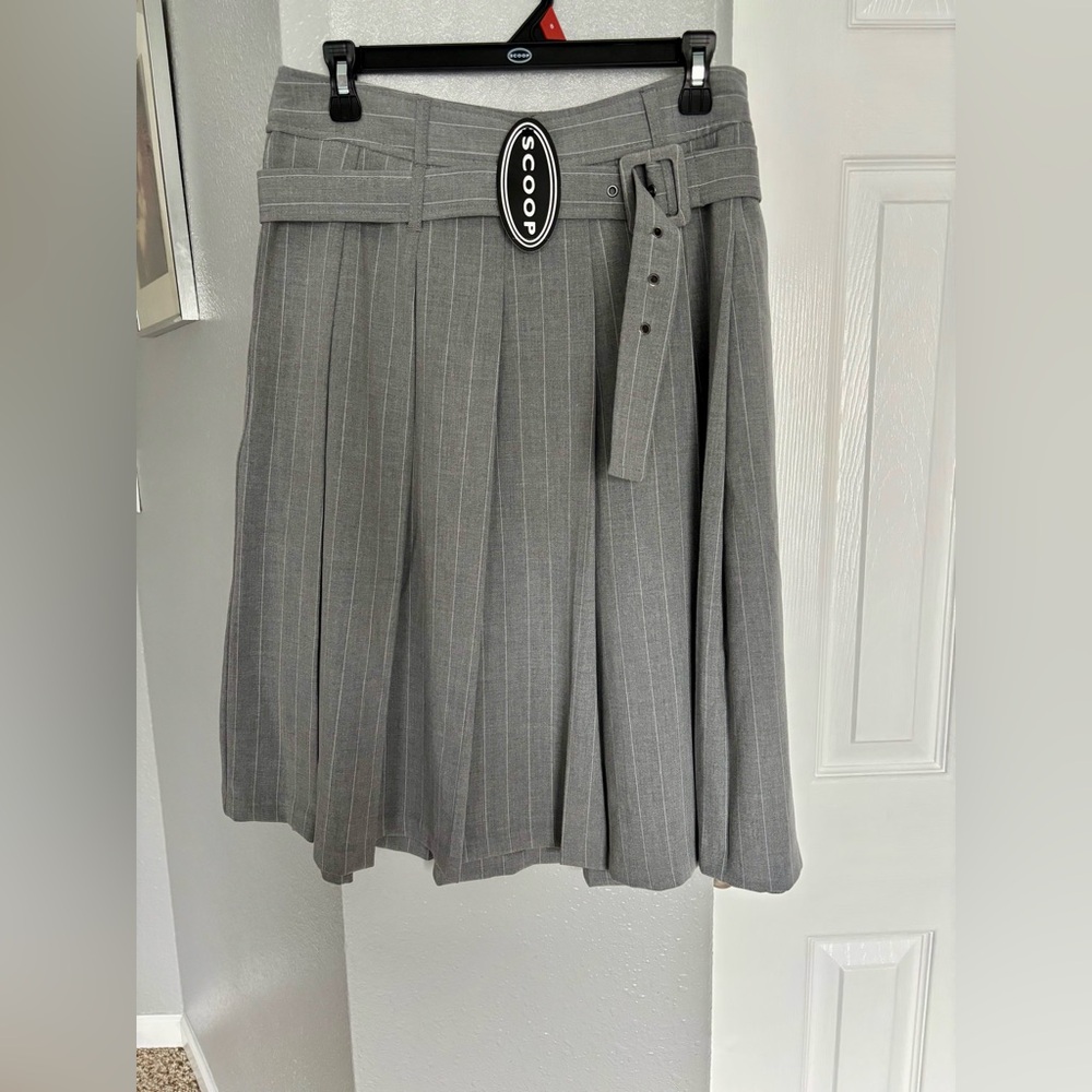 Scoop Gray Pinstripe Pleated A-Line Skirt with Belt
